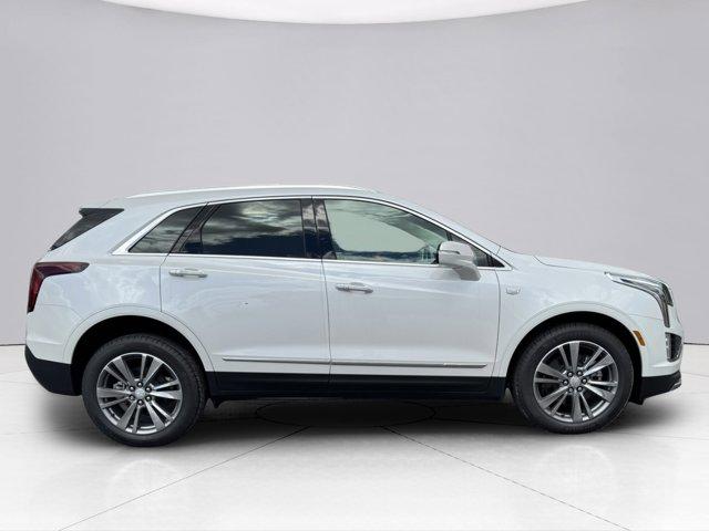 2025 Cadillac XT5 Vehicle Photo in LEOMINSTER, MA 01453-2952