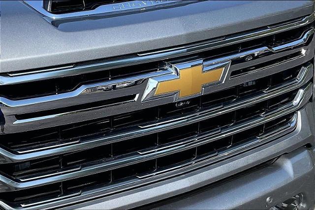 2024 Chevrolet Silverado 2500 HD Vehicle Photo in INDEPENDENCE, MO 64055-1314