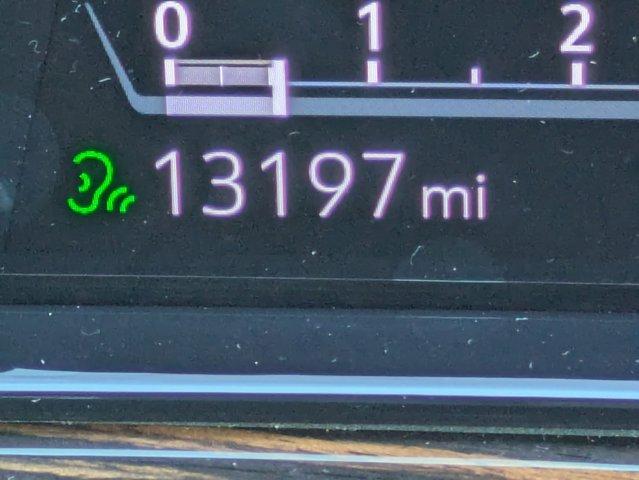 2024 Cadillac Escalade Vehicle Photo in BRUNSWICK, GA 31525-1881