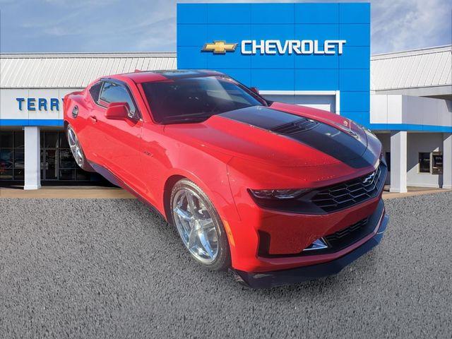 2022 Chevrolet Camaro Vehicle Photo in JONESBORO, GA 30236-2410