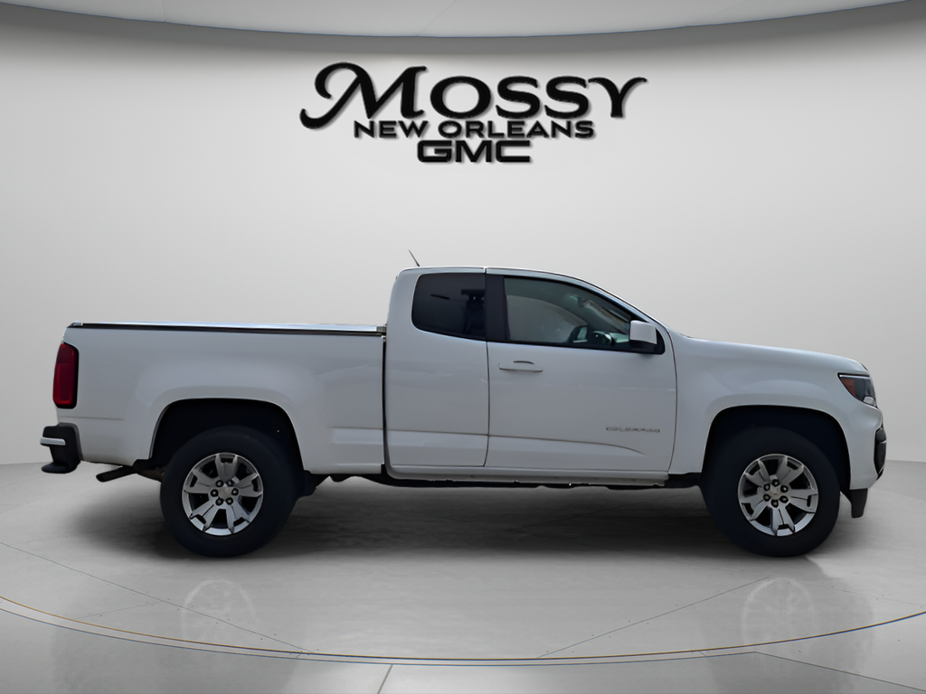 2022 Chevrolet Colorado LT - 3