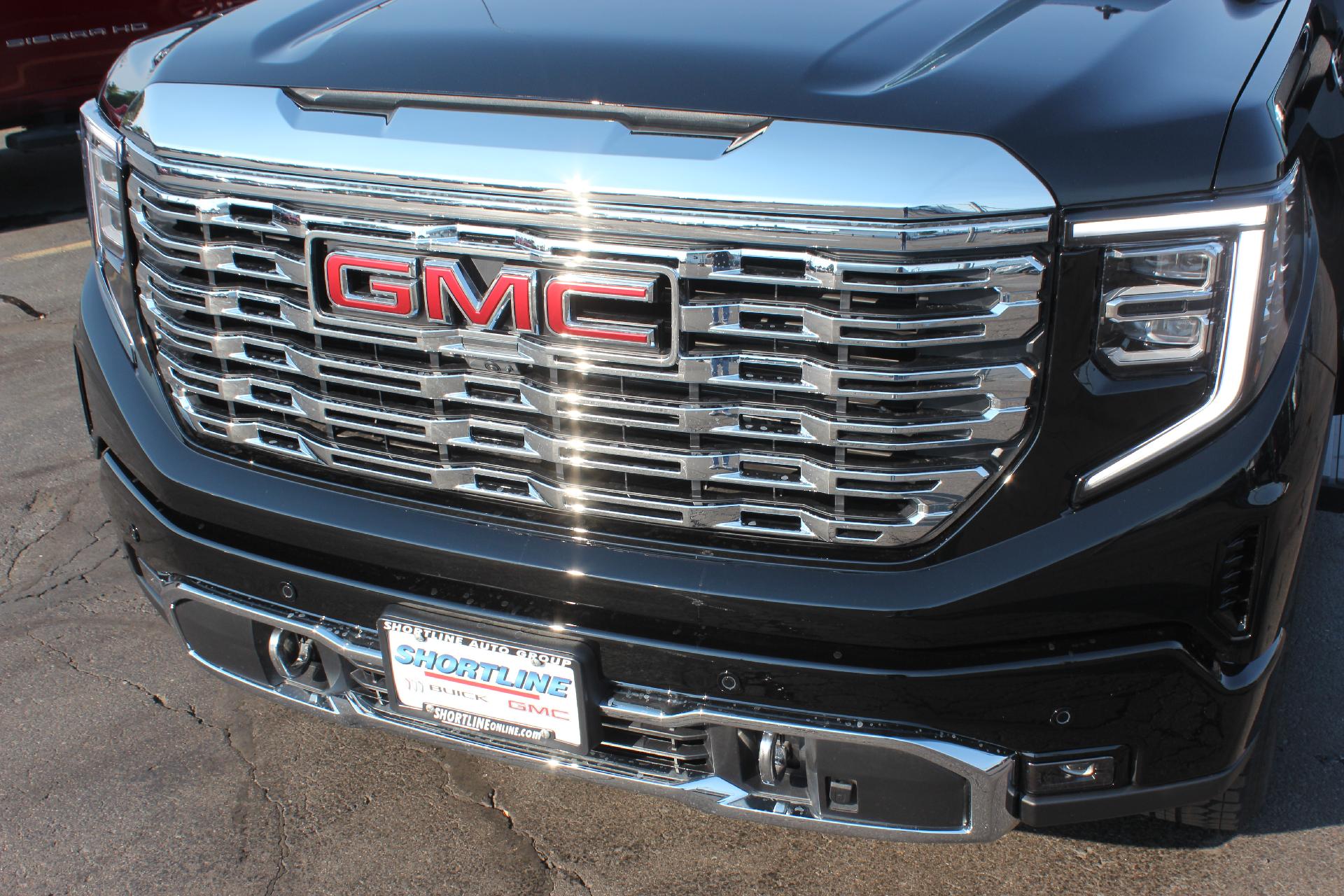 2025 GMC Sierra 1500 Vehicle Photo in AURORA, CO 80012-4011