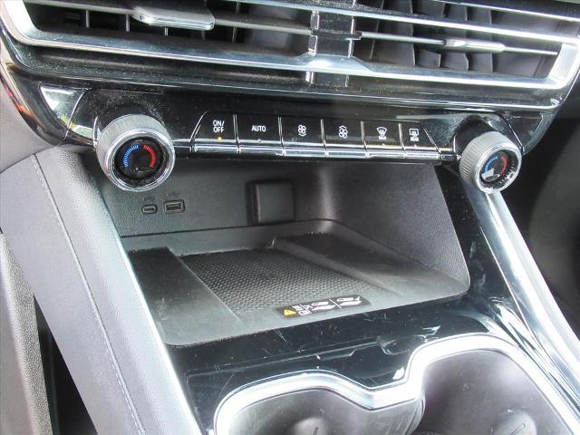 2025 Chevrolet Traverse Vehicle Photo in LEESBURG, FL 34788-4022