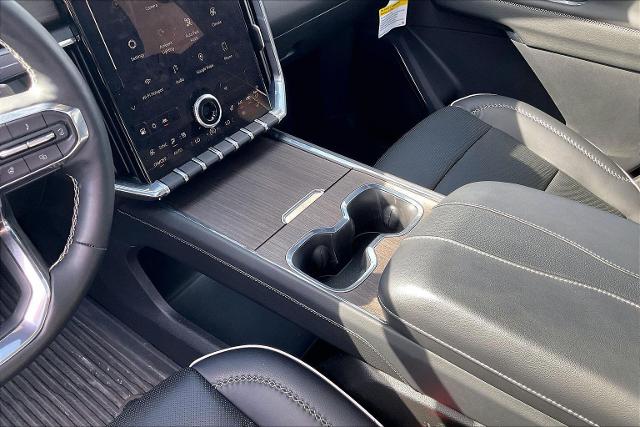 2024 GMC Acadia Vehicle Photo in INDEPENDENCE, MO 64055-1314