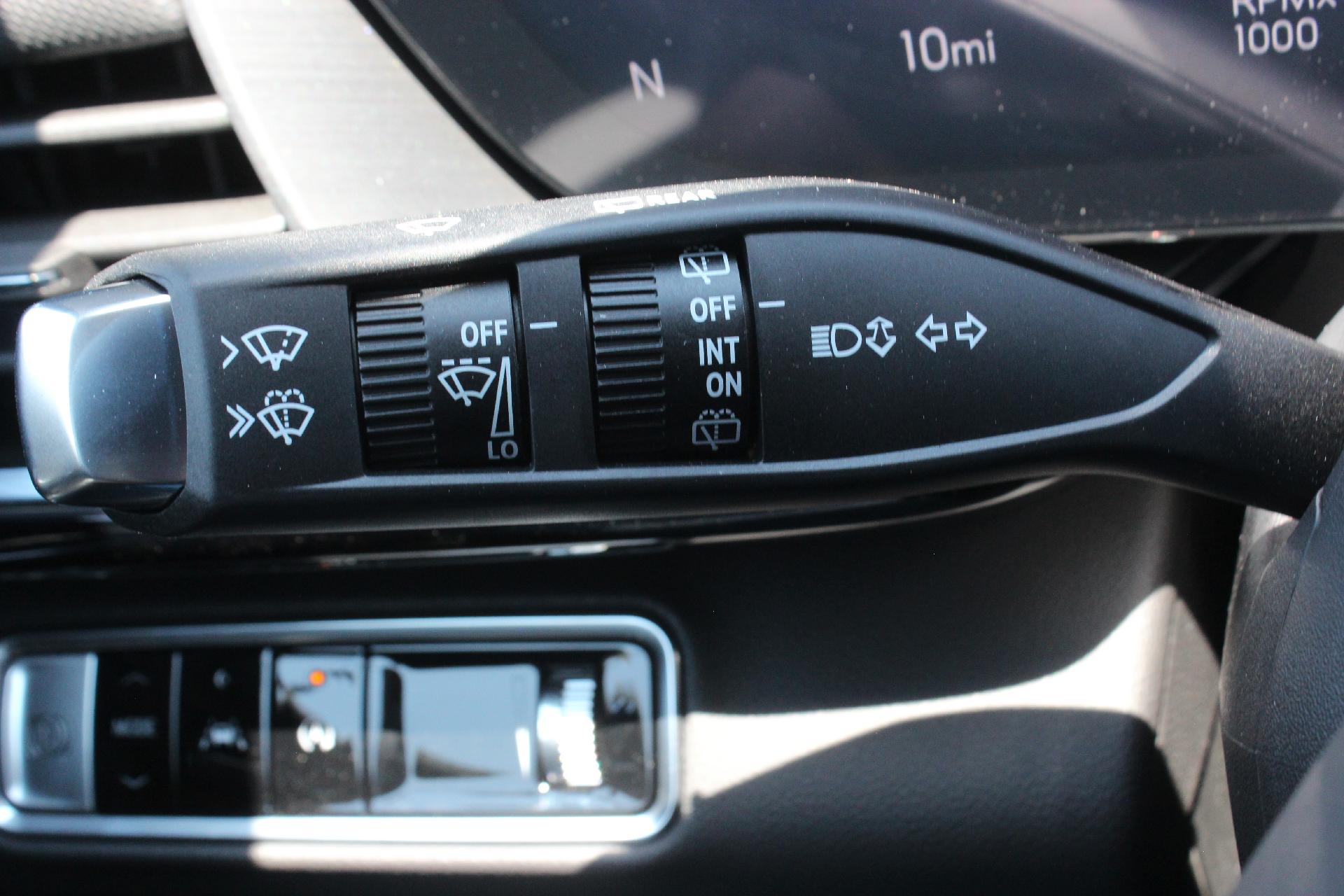 2025 Buick Envision Vehicle Photo in AURORA, CO 80012-4011