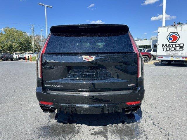 2024 Cadillac Escalade Vehicle Photo in Mechanicsburg, PA 17050-1707