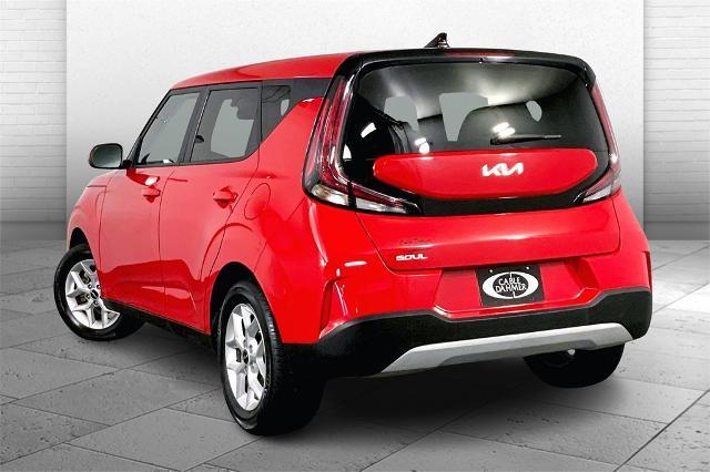 2024 Kia Soul Vehicle Photo in Lees Summit, MO 64086