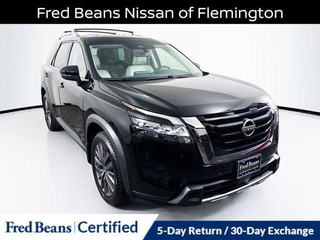 2023 Nissan Pathfinder Vehicle Photo in Flemington, NJ 08822