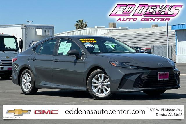 2025 Toyota Camry Vehicle Photo in DINUBA, CA 93618-9116