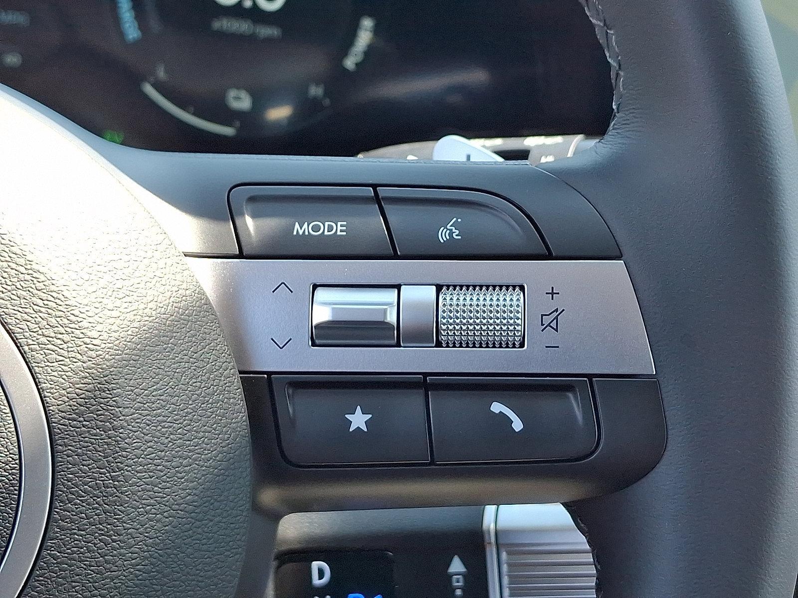 2025 Hyundai TUCSON Hybrid Vehicle Photo in Harrisburg, PA 17111