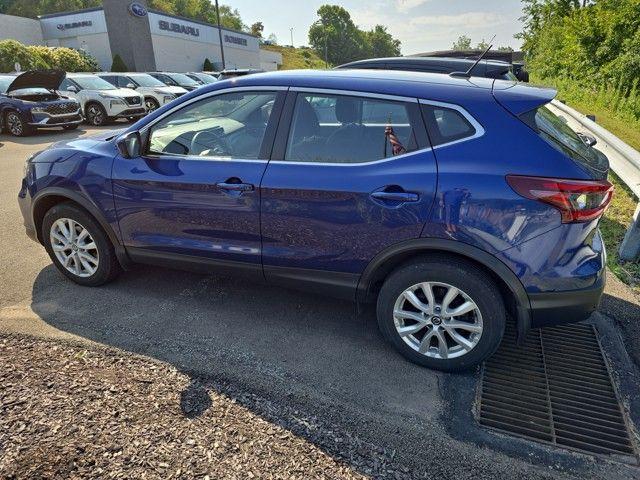 2022 Nissan Rogue Sport Vehicle Photo in Pleasant Hills, PA 15236