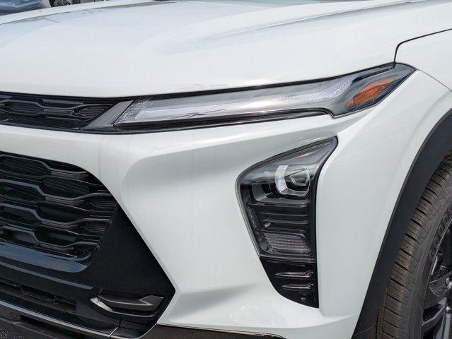 2025 Chevrolet Trax Vehicle Photo in BRUNSWICK, GA 31525-1881