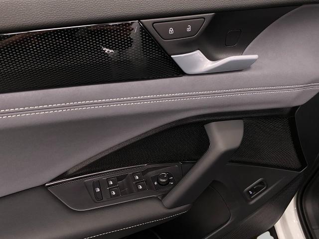 2025 Volkswagen Tiguan Vehicle Photo in Appleton, WI 54913