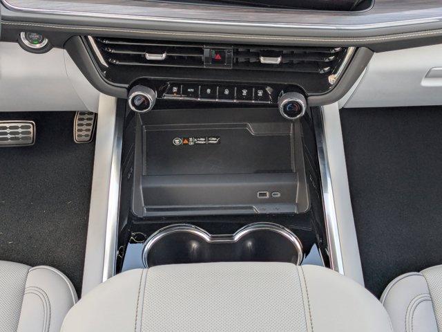 2025 Chevrolet Tahoe Vehicle Photo in BRUNSWICK, GA 31525-1881