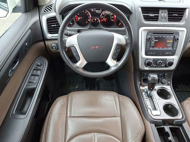 2014 GMC Acadia Vehicle Photo in DANBURY, CT 06810-5034