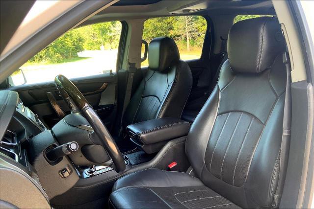 2016 GMC Acadia Vehicle Photo in KANSAS CITY, MO 64114-4545