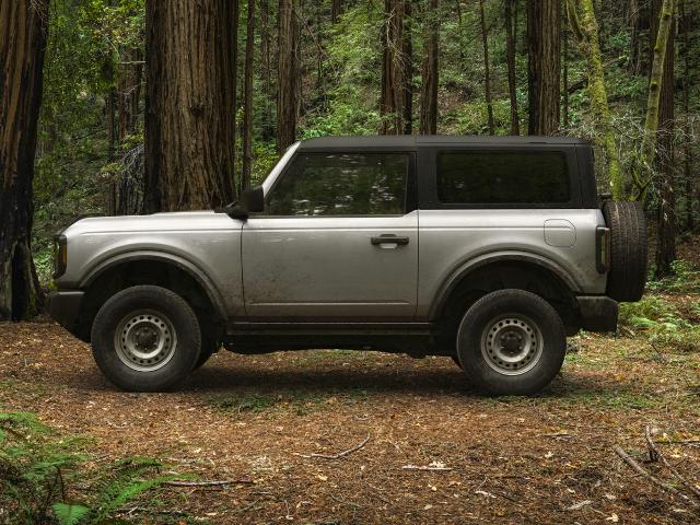 2022 Ford Bronco Vehicle Photo in Lees Summit, MO 64086