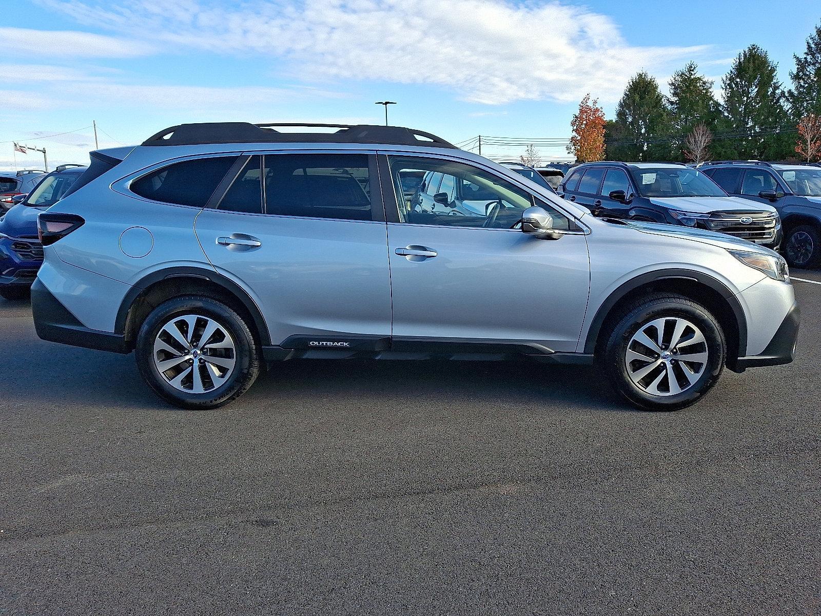 2020 Subaru Outback Vehicle Photo in Easton, PA 18045