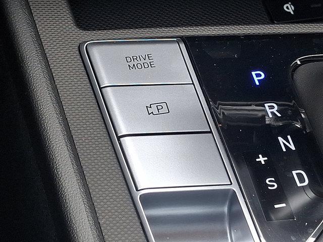 2025 Hyundai ELANTRA Vehicle Photo in Harrisburg, PA 17111