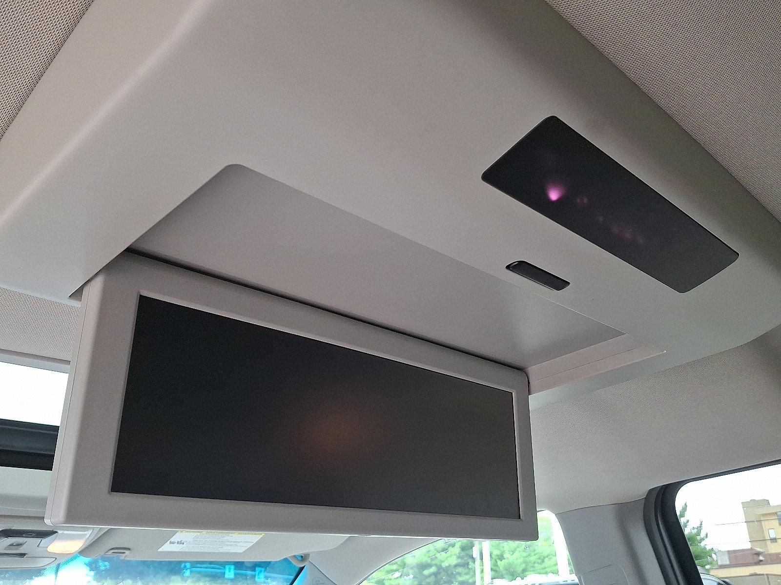 2015 Toyota Sienna Vehicle Photo in Trevose, PA 19053