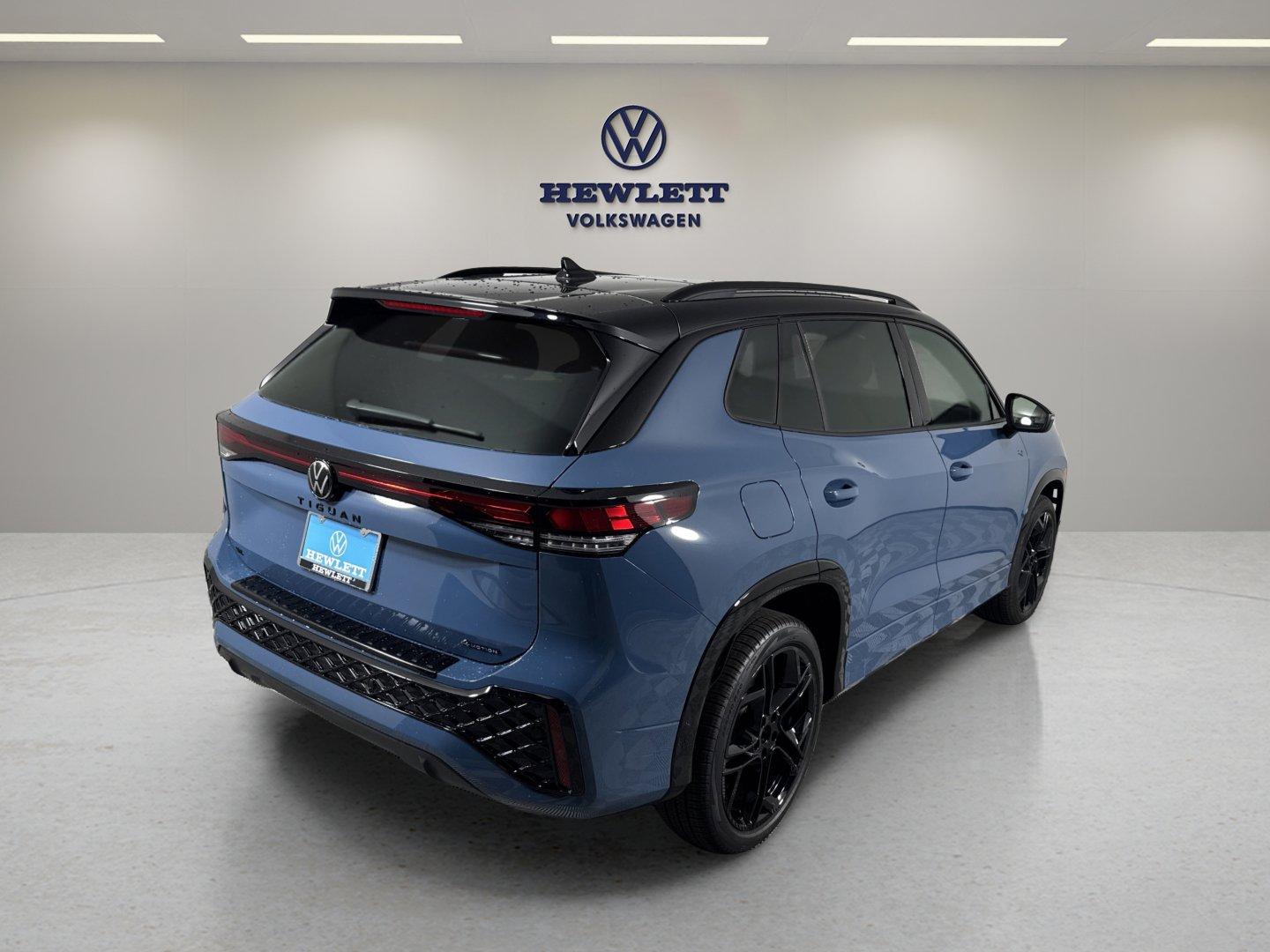 2025 Volkswagen Tiguan Vehicle Photo in Georgetown, TX 78626