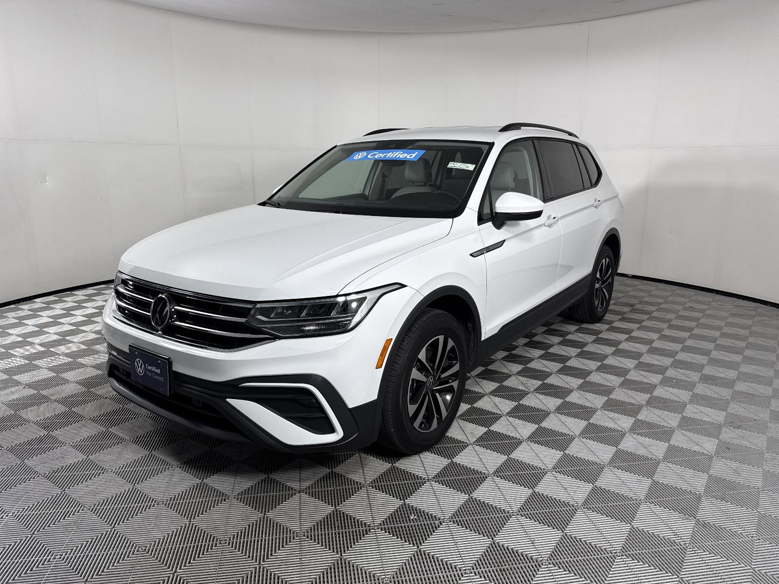 2024 Volkswagen Tiguan Vehicle Photo in Georgetown, TX 78626