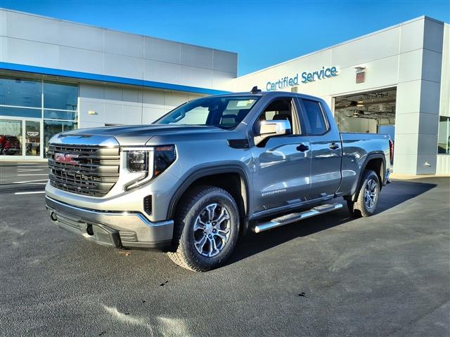 2023 GMC Sierra 1500 Vehicle Photo in SANFORD, NC 27332-9629