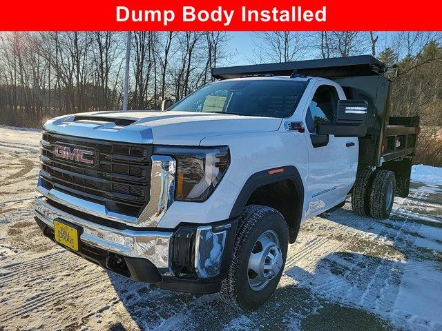 2025 GMC Sierra 3500 HD CC Vehicle Photo in Westbrook, ME 04092