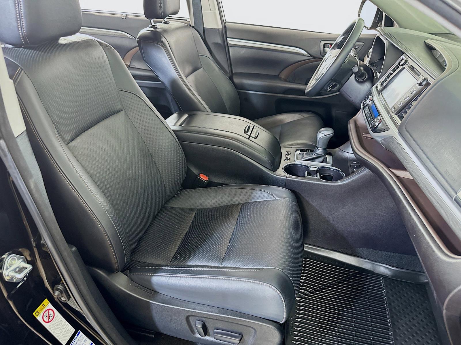 2018 Toyota Highlander Vehicle Photo in Langhorne, PA 19047