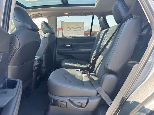 2025 Toyota Grand Highlander Vehicle Photo in Jonesboro, AR 72404