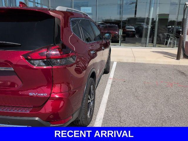 2020 Nissan Rogue Vehicle Photo in Merrillville, IN 46410