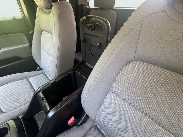 2022 GMC Canyon Vehicle Photo in LEOMINSTER, MA 01453-2952