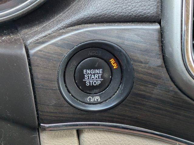 2017 Jeep Grand Cherokee Vehicle Photo in BRUNSWICK, GA 31525-1881