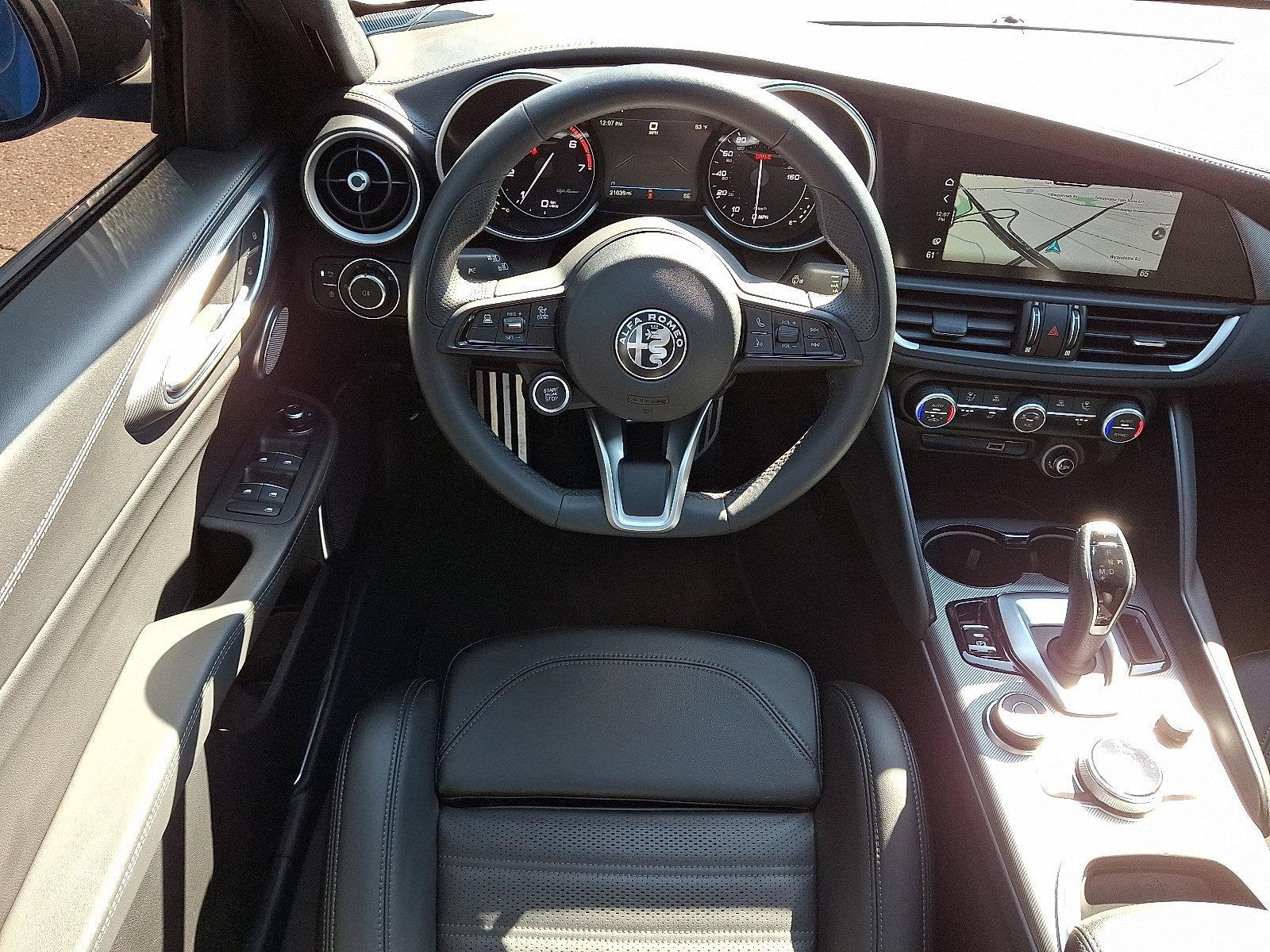 2022 Alfa Romeo Giulia Vehicle Photo in Willow Grove, PA 19090