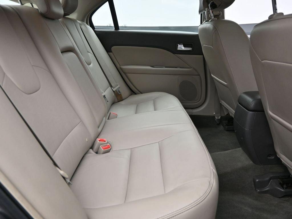 2012 Ford Fusion Vehicle Photo in Marion, IA 52302