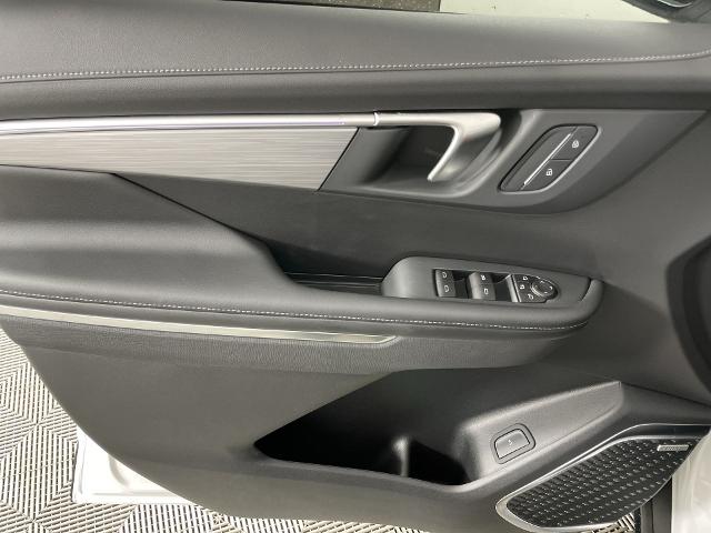 2025 Buick Enclave Vehicle Photo in GILBERT, AZ 85297-0402