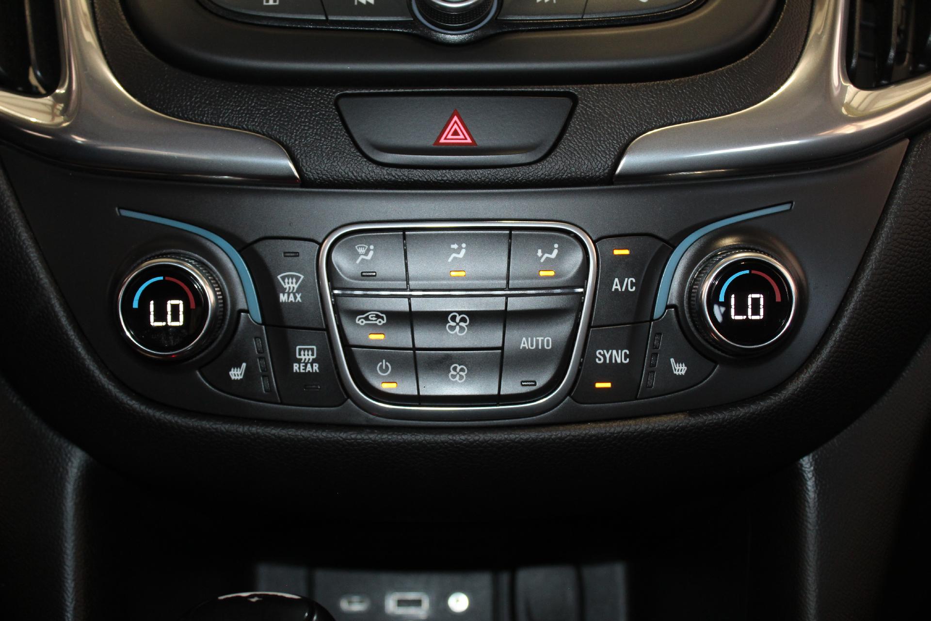2020 Chevrolet Equinox Vehicle Photo in NORTHAMPTON, MA 01060-1120