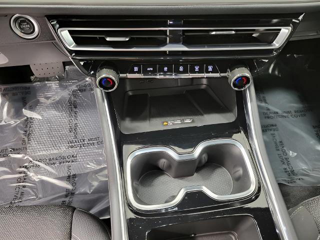 2025 Chevrolet Traverse Vehicle Photo in MANITOWOC, WI 54220-5838