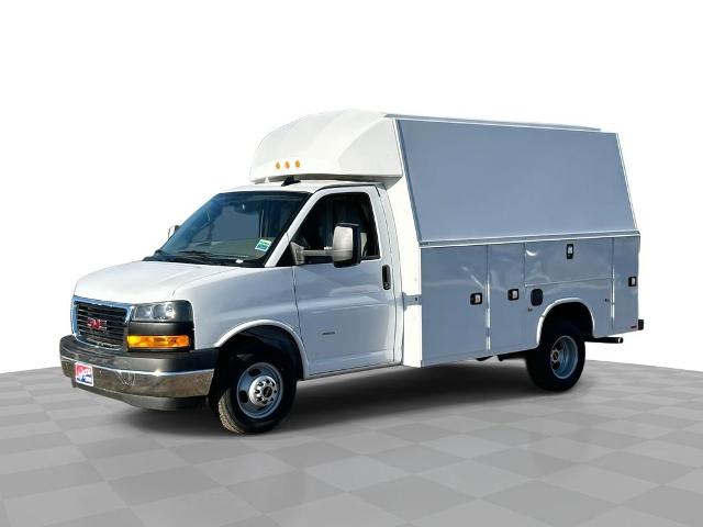 2025 GMC Savana Cutaway 3500 Vehicle Photo in GILBERT, AZ 85297-0402