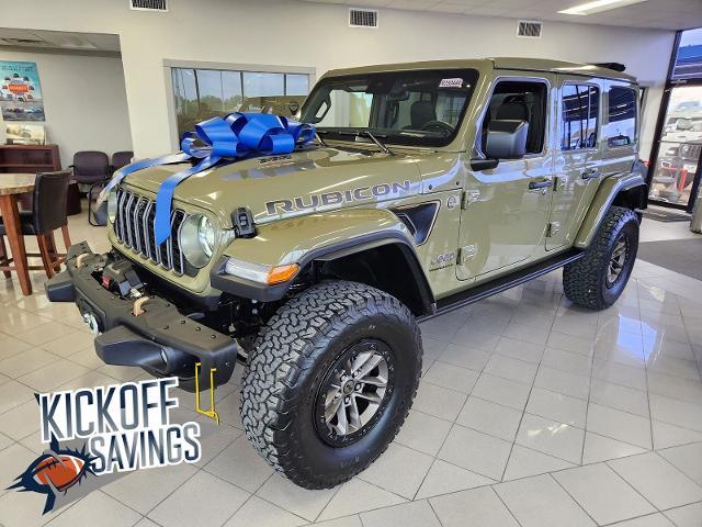 2025 Jeep Wrangler Vehicle Photo in Ennis, TX 75119-5114