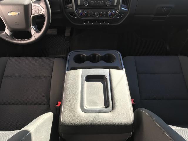 2017 Chevrolet Silverado 1500 Vehicle Photo in GREEN BAY, WI 54303-3330