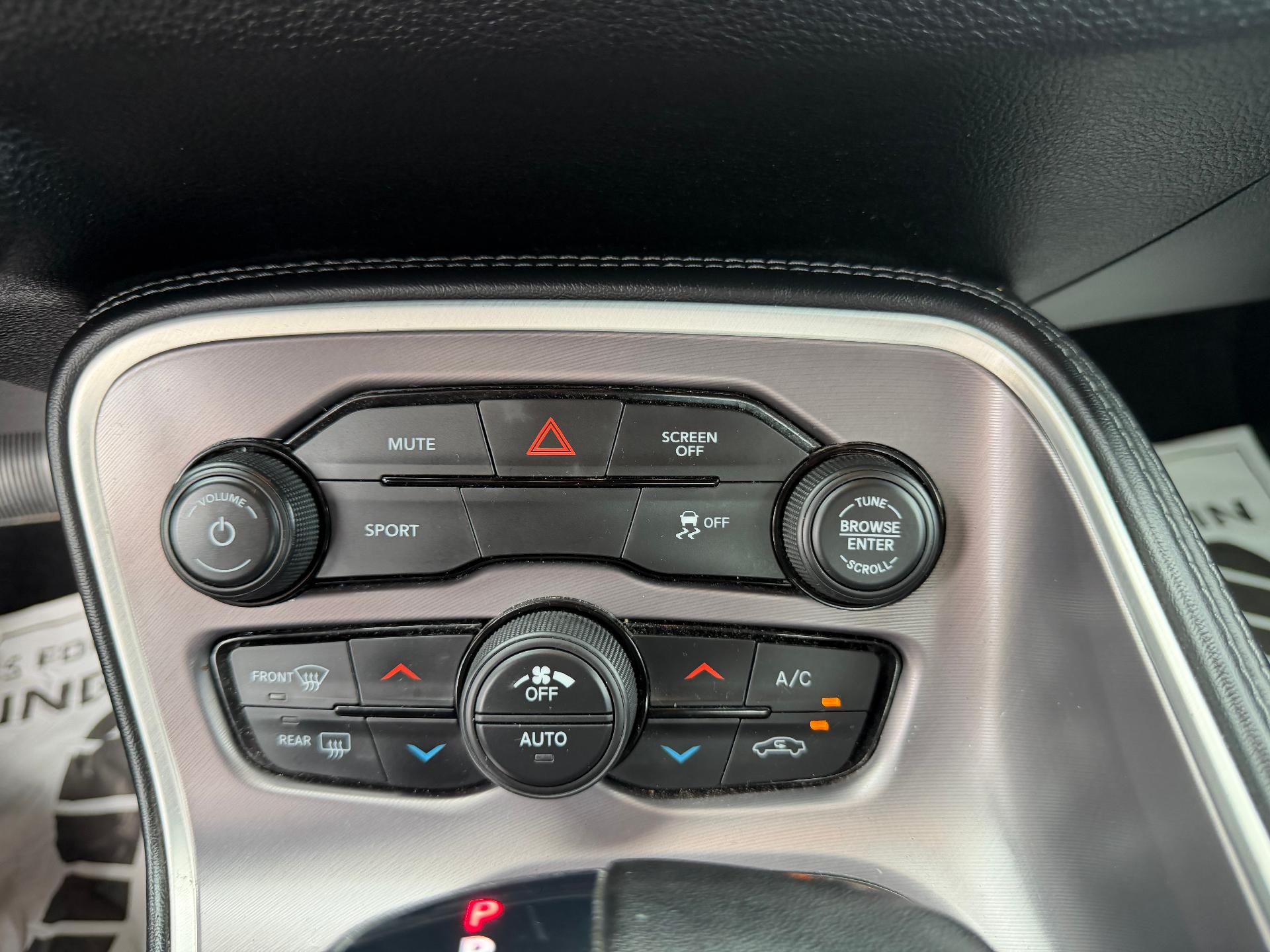 2022 Dodge Challenger photo 24 of 32