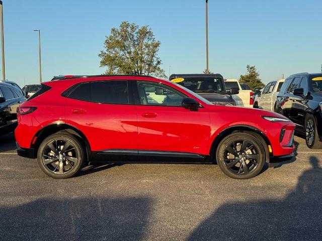 2025 Buick Envision Vehicle Photo in COLUMBIA, MO 65203-3903