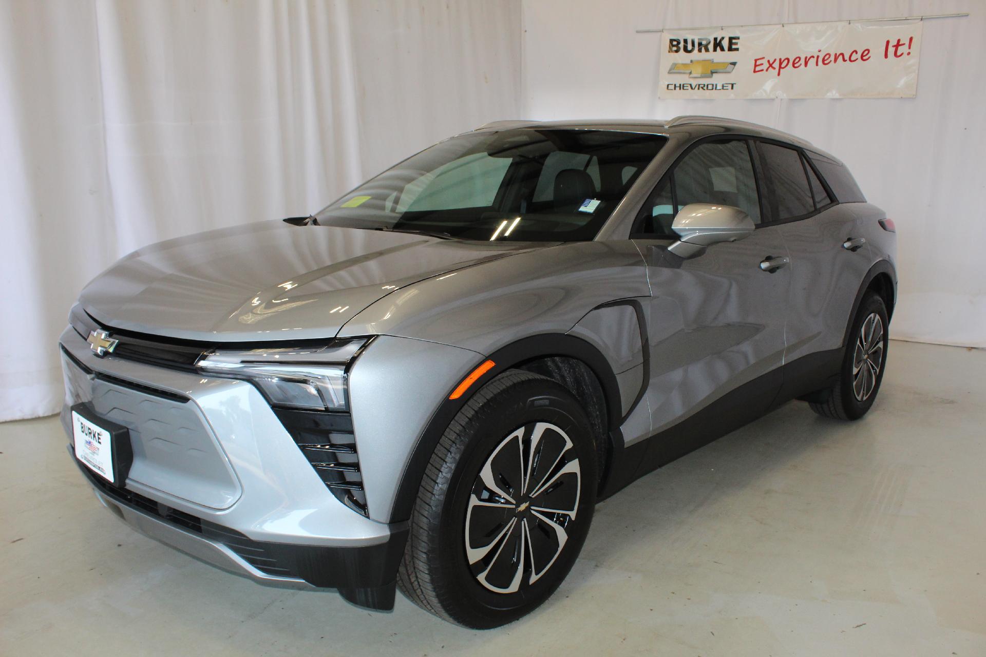 2025 Chevrolet Blazer EV Vehicle Photo in NORTHAMPTON, MA 01060-1120