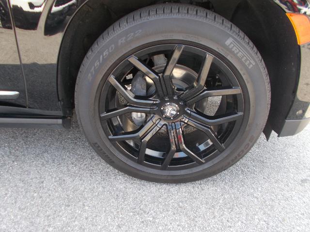 2023 GMC Yukon XL Vehicle Photo in LOWELL, MA 01852-4336