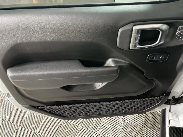 2023 Jeep Wrangler Vehicle Photo in GILBERT, AZ 85297-0402