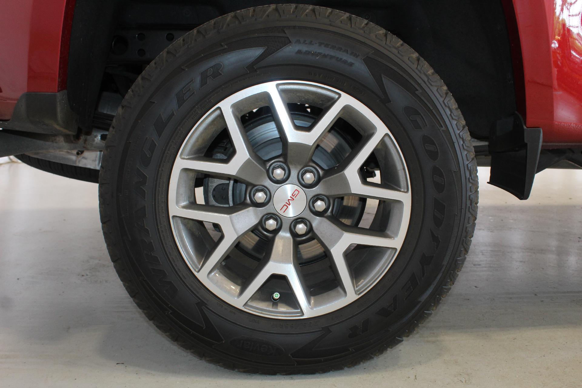 2019 GMC Canyon Vehicle Photo in NORTHAMPTON, MA 01060-1120