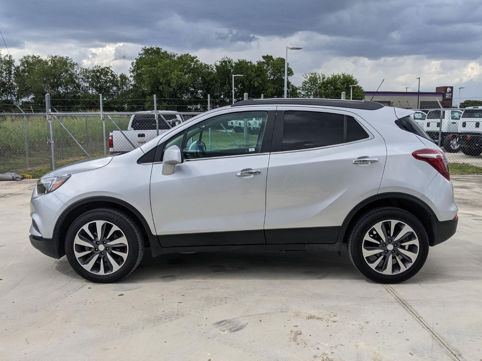 2022 Buick Encore Vehicle Photo in Seguin, TX 78155