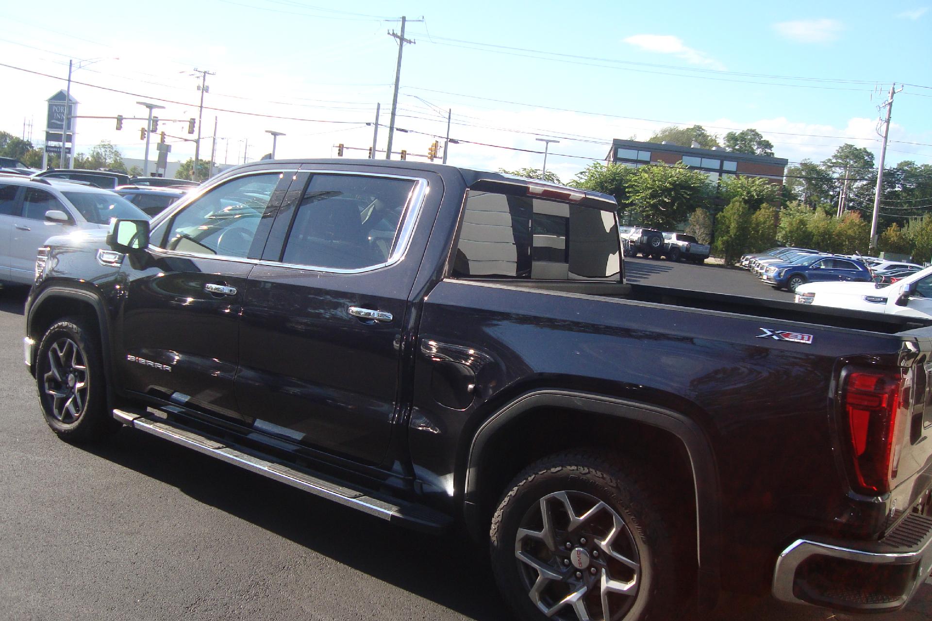 2022 GMC Sierra 1500 Vehicle Photo in PORTSMOUTH, NH 03801-4196