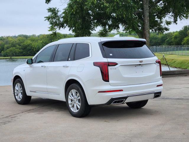 2023 Cadillac XT6 Vehicle Photo in DENTON, TX 76210-9321